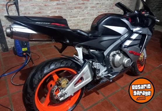 Motos - Honda Cbr 600 rr 2004 Nafta 45000Km - En Venta