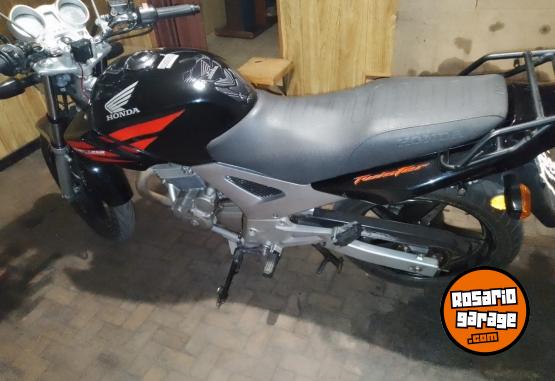 Motos - Honda TWISTER CB 250 X 2013 Nafta 68000Km - En Venta