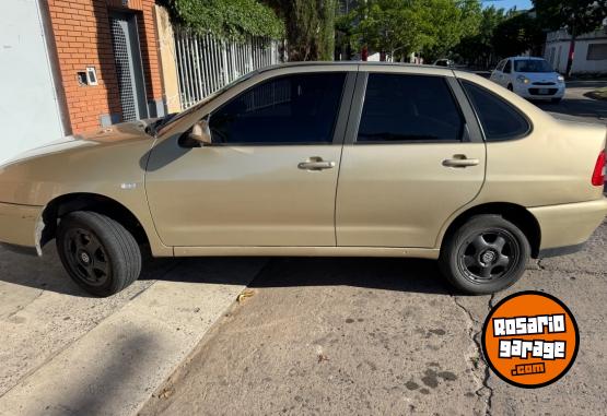 Autos - Volkswagen Polo 2004 GNC 175000Km - En Venta