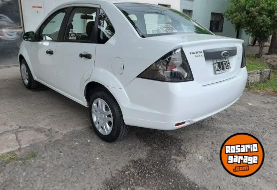 Autos - Ford Fiesta max 2013 Nafta 68000Km - En Venta