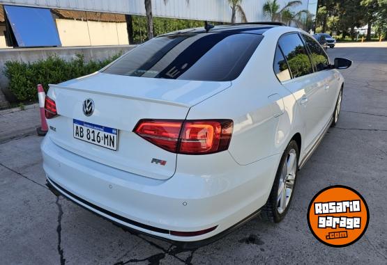 Autos - Volkswagen Vento 2.0tsi GLI 2017 Nafta 135000Km - En Venta