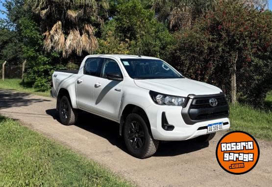 Camionetas - Toyota Hilux 2023 Diesel 1Km - En Venta