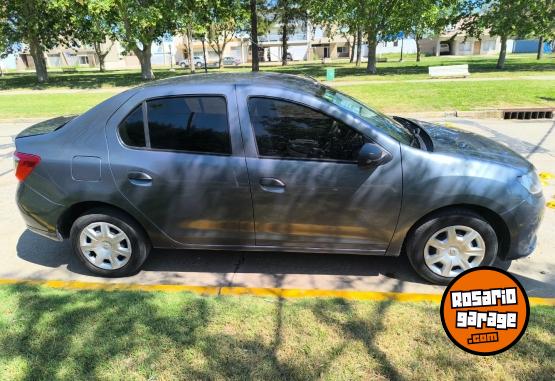 Autos - Renault Logan Autentique 2018 Nafta 101700Km - En Venta