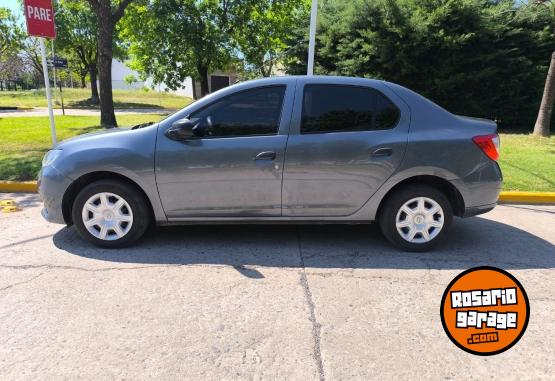 Autos - Renault Logan Autentique 2018 Nafta 101700Km - En Venta