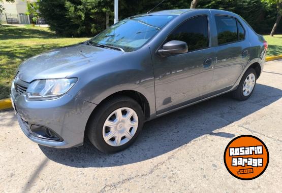 Autos - Renault Logan Autentique 2018 Nafta 101700Km - En Venta