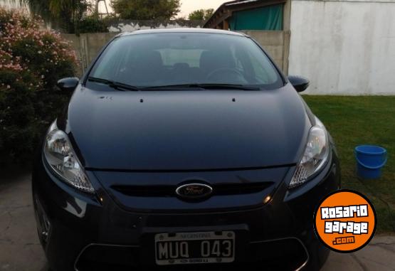 Autos - Ford Fiesta Kinetic Titanium 2013 Nafta 65000Km - En Venta