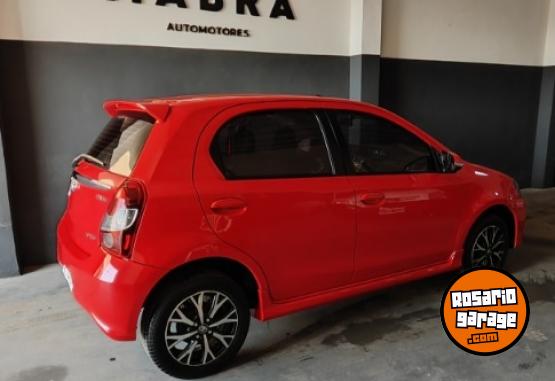 Autos - Toyota Etios 2018 Nafta 80000Km - En Venta