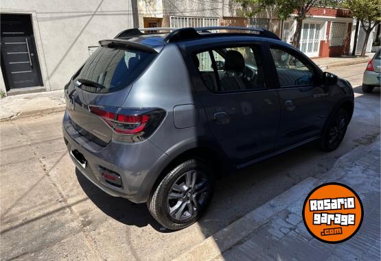 Autos - Renault Sandero stepway intense 2023 Nafta 6800Km - En Venta