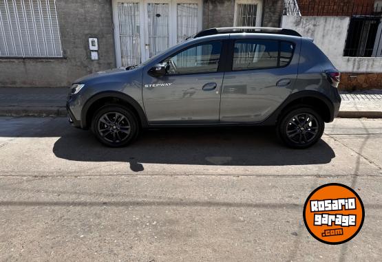 Autos - Renault Sandero stepway intense 2023 Nafta 6800Km - En Venta