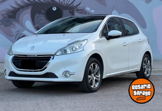 Autos - Peugeot 208 Pack Cuir 2015 Nafta 110000Km - En Venta