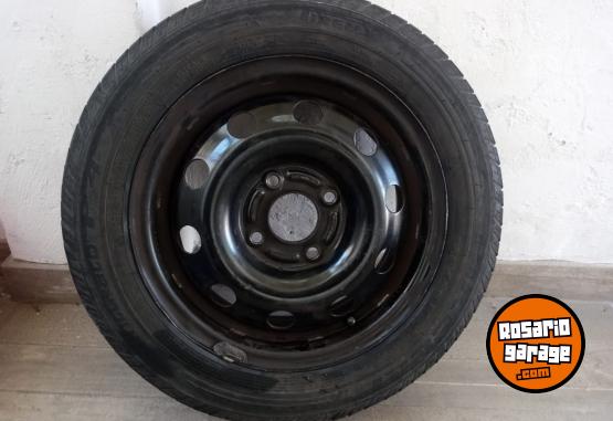 Accesorios para Autos - LLANTA MAS CUBIERTA PIRELLI 175/65/14 LIQUIDOOO!! - En Venta