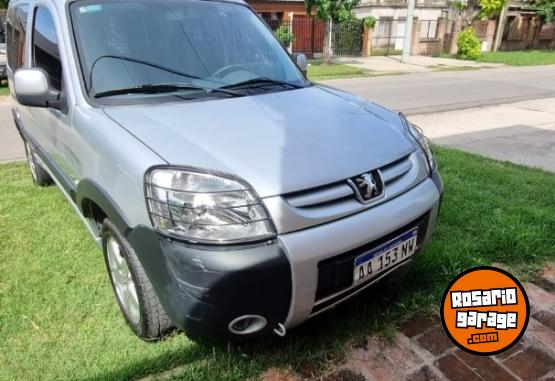 Utilitarios - Peugeot Partner Patagonica 2016 Diesel 88000Km - En Venta