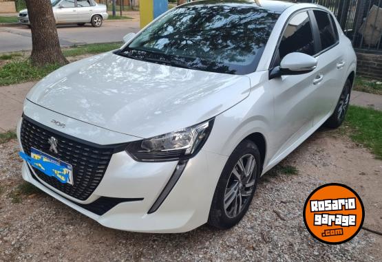 Autos - Peugeot 208 2020 Nafta 63000Km - En Venta