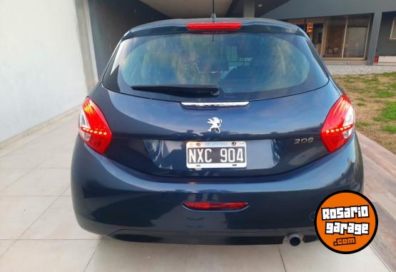 Autos - Peugeot 208 2014 Nafta 100000Km - En Venta