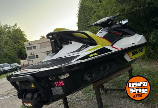 Embarcaciones - Sea Doo wake 155 ao 2014 con 175h - En Venta