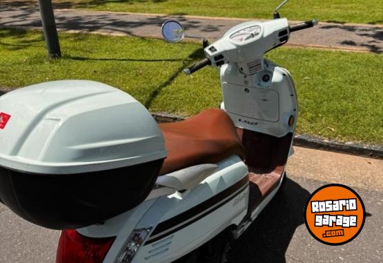 Motos - Kymco like 2020 Nafta 18000Km - En Venta