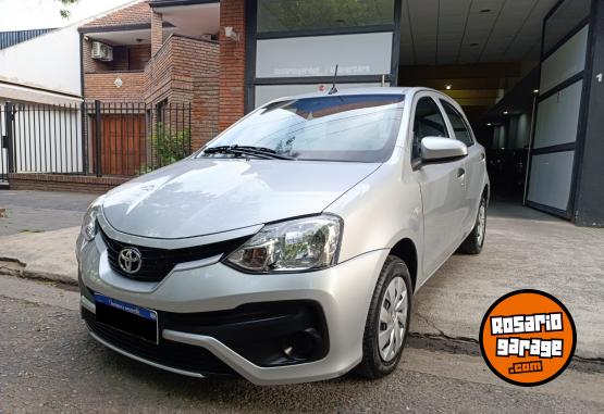 Autos - Toyota Etios 1.5 X 5P 2023 Nafta 28000Km - En Venta