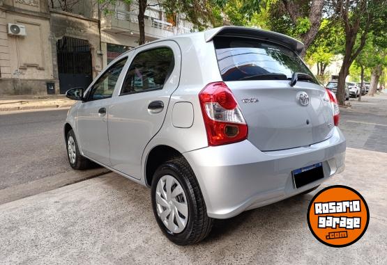 Autos - Toyota Etios 1.5 X 5P 2023 Nafta 28000Km - En Venta