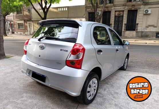 Autos - Toyota Etios 1.5 X 5P 2023 Nafta 28000Km - En Venta