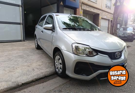 Autos - Toyota Etios 1.5 X 5P 2023 Nafta 28000Km - En Venta