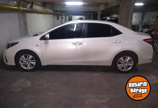 Autos - Toyota XEI PACK 2015 Nafta 120000Km - En Venta