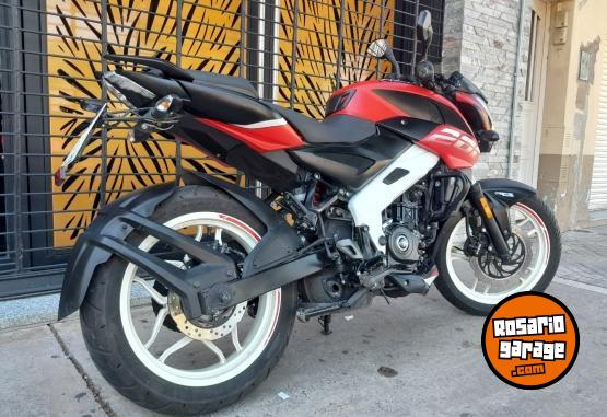 Motos - Bajaj Rouser ns 200 2022 Nafta 8000Km - En Venta