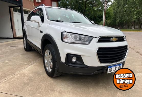 Camionetas - Chevrolet Captiva 2017 Nafta 49000Km - En Venta