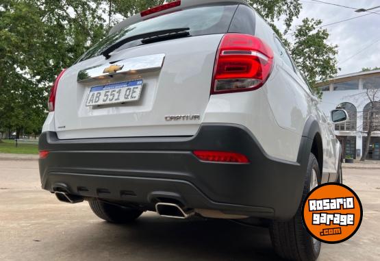 Camionetas - Chevrolet Captiva 2017 Nafta 49000Km - En Venta