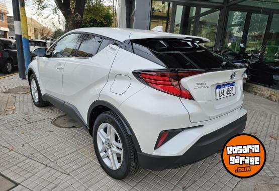 Autos - Toyota CHR HEC 1.8 ECVT 2023 Electrico / Hibrido 0Km - En Venta