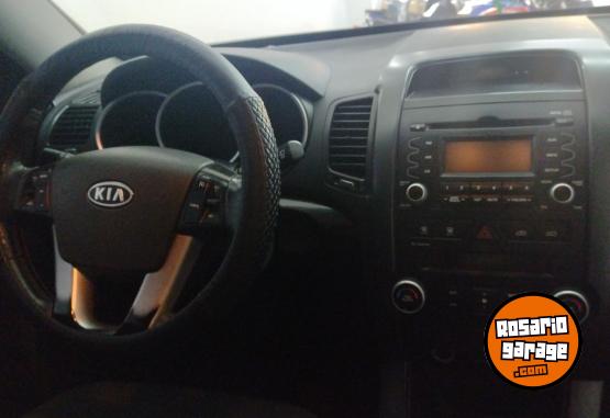 Camionetas - Kia Sorento 2013 Diesel 180000Km - En Venta