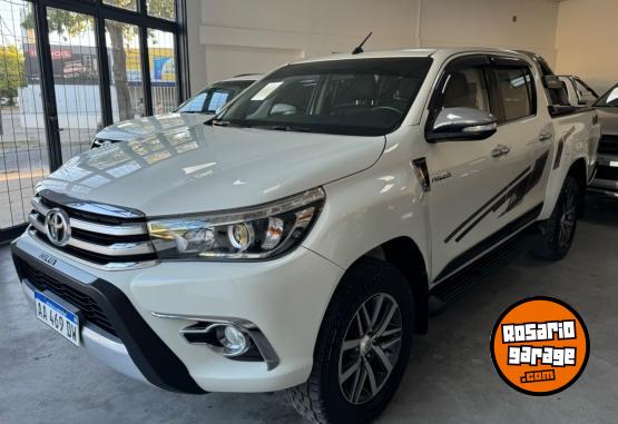 Camionetas - Toyota Hilux SRX 2016 Diesel 109000Km - En Venta