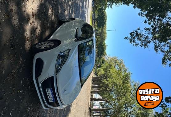 Autos - Peugeot 208 2018 Nafta 79000Km - En Venta