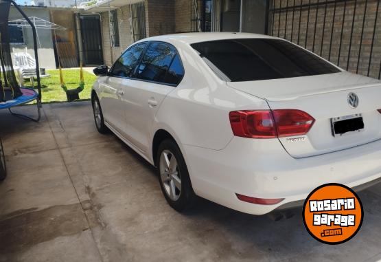 Autos - Volkswagen vento Luxury 140 hp 2011 Diesel 179200Km - En Venta