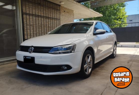 Autos - Volkswagen vento Luxury 140 hp 2011 Diesel 179200Km - En Venta