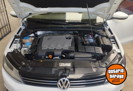 Autos - Volkswagen vento Luxury 140 hp 2011 Diesel 179200Km - En Venta