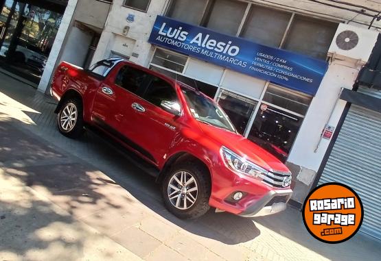 Camionetas - Toyota Hilux SRX 4x4 2017 Diesel 165000Km - En Venta