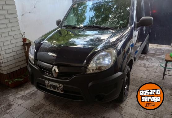 Utilitarios - Renault Kango 2014 GNC 196000Km - En Venta