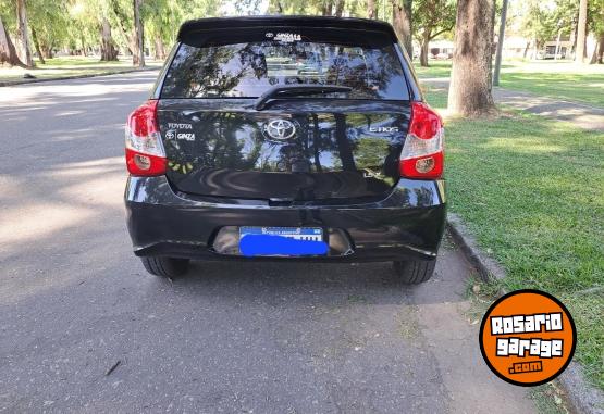 Autos - Toyota Etios 2023 Nafta 12000Km - En Venta