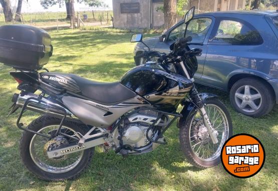 Motos - Honda Falcon 2012 Nafta 8400Km - En Venta