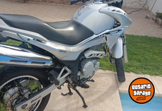 Motos - Honda Nx400 2015 Nafta 31000Km - En Venta