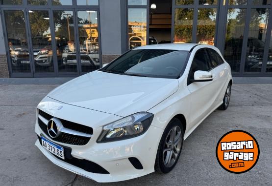 Autos - Mercedes Benz A200 2016 Nafta 90000Km - En Venta