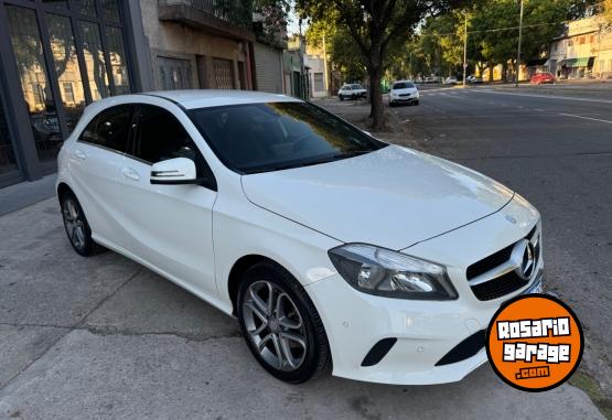 Autos - Mercedes Benz A200 2016 Nafta 90000Km - En Venta