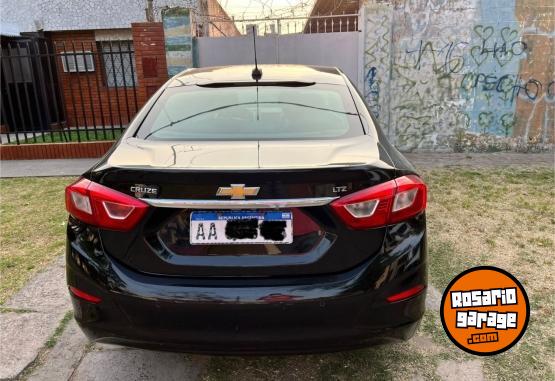 Autos - Chevrolet cruze 2017 Nafta 120000Km - En Venta