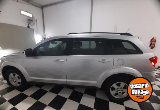 Camionetas - Dodge Journey 2011 Nafta 168000Km - En Venta