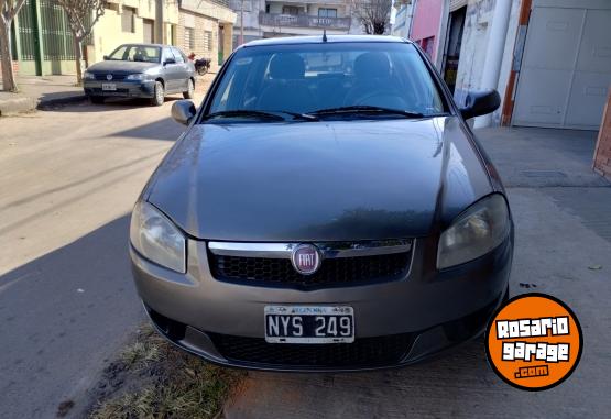 Autos - Fiat SIENNA A/A 2014 GNC 180000Km - En Venta