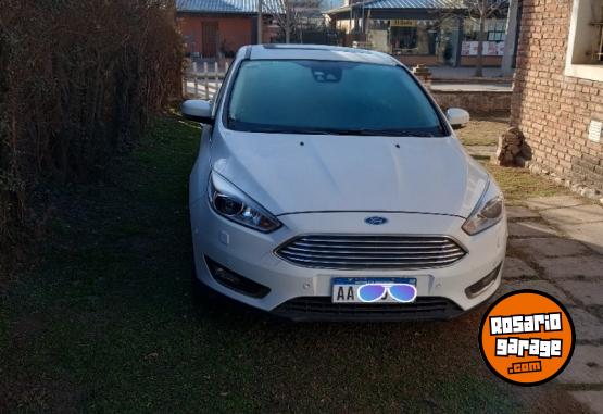 Autos - Ford FOCUS 3 2016 Nafta 74500Km - En Venta