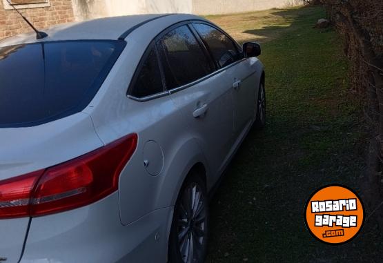 Autos - Ford FOCUS 3 2016 Nafta 74500Km - En Venta