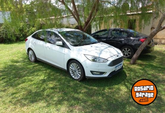 Autos - Ford FOCUS 3 2016 Nafta 74500Km - En Venta