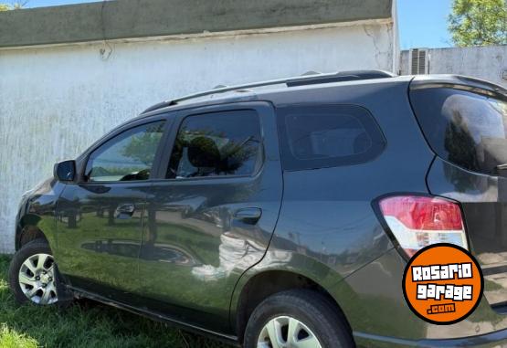 Autos - Chevrolet Spin Ltz 7 asientos 2016 Nafta 87000Km - En Venta