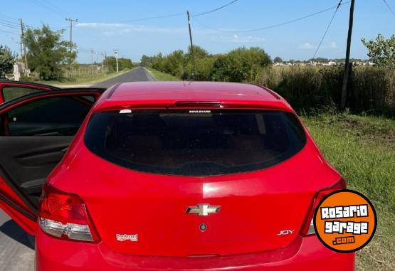 Autos - Chevrolet Onix Joy 2017 Nafta 104000Km - En Venta